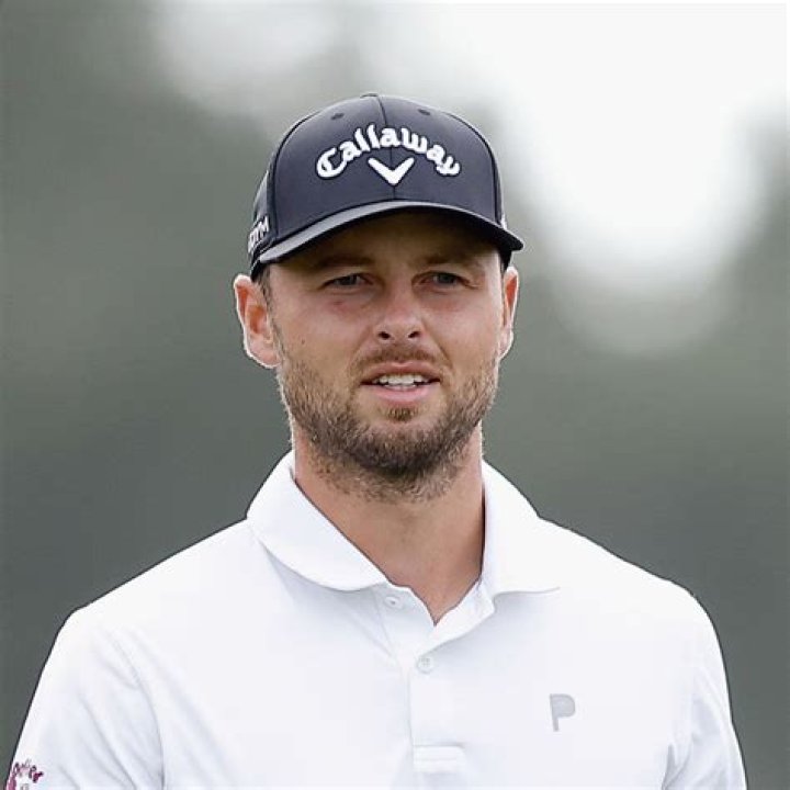 
Adam Svensson Height, Weight, Net Worth, Age, Birthday, Wikipedia, Who, Nationality, Biography 