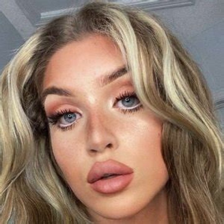 
Adea Danielle (TikTok Star) Biography, Age, Boyfriend, Height, Net Worth 