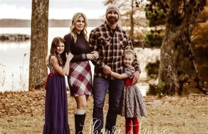 AQ Shipley Wife Shari Camhy Shipley Has Three Kids With The Former NFL Center