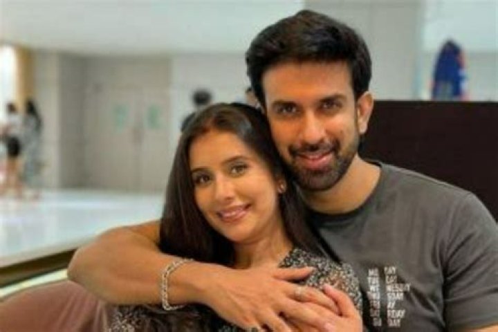 Charu Asopa Height, Weight, Net Worth, Age, Birthday, Wikipedia, Who, Instagram, Biography