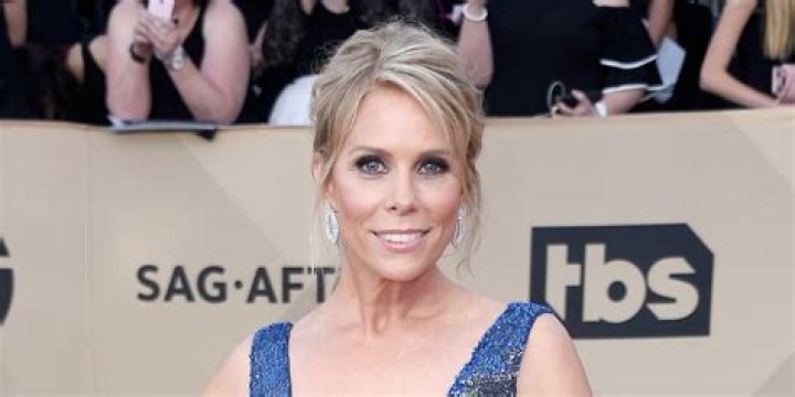 Cheryl Hines’ Biography: Husband, Daughter, Net Worth, Height