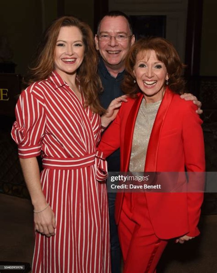 Clare Halse Height, Net Worth, Age, Who, Facts, Biography, Wiki