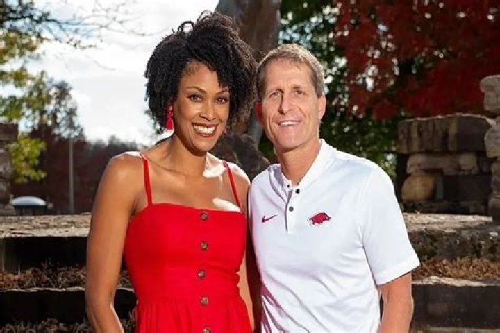 Danyelle Sargent-Musselman, Eric Musselman Wife Ferociously Defends Her Husband From Twitter Trolls