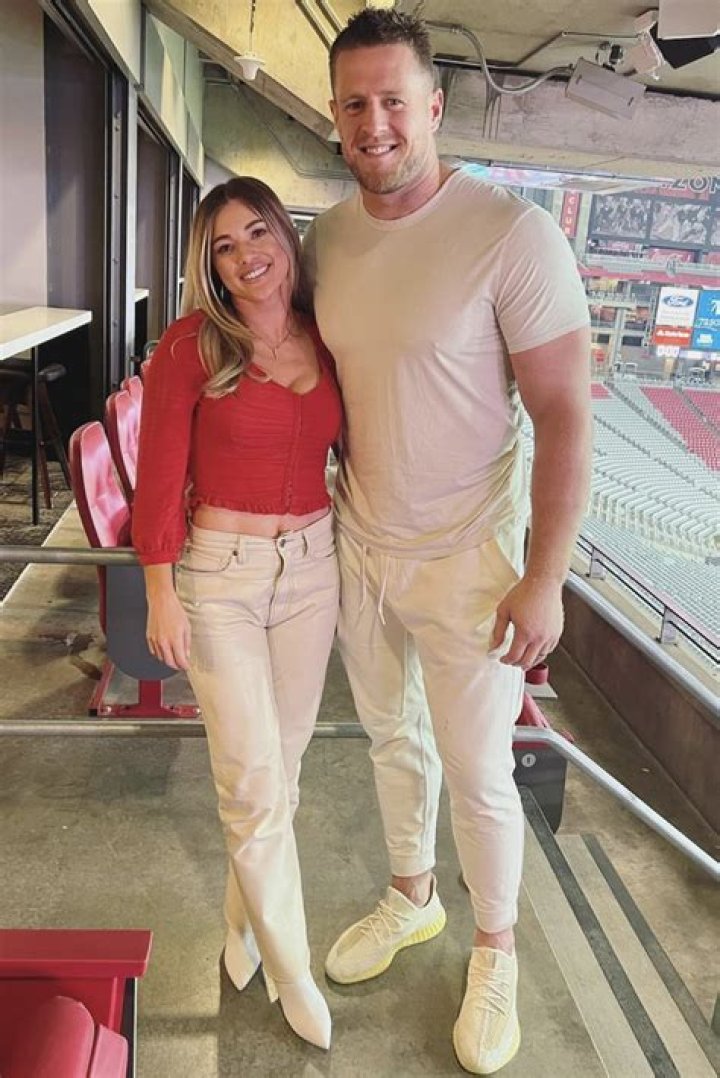 
Kealia Watt Height, Weight, Net Worth, Age, Birthday, Wikipedia, Who, Nationality, Biography 