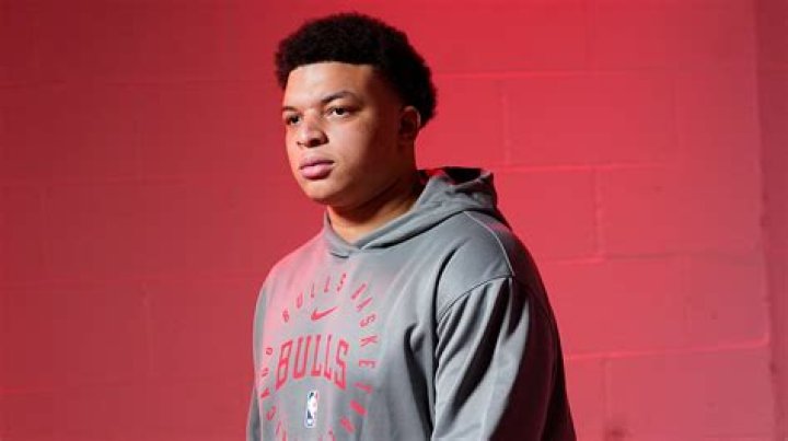 Kenneth Lofton Jr Height, Weight, Net Worth, Age, Birthday, Wikipedia, Who, Nationality, Biography