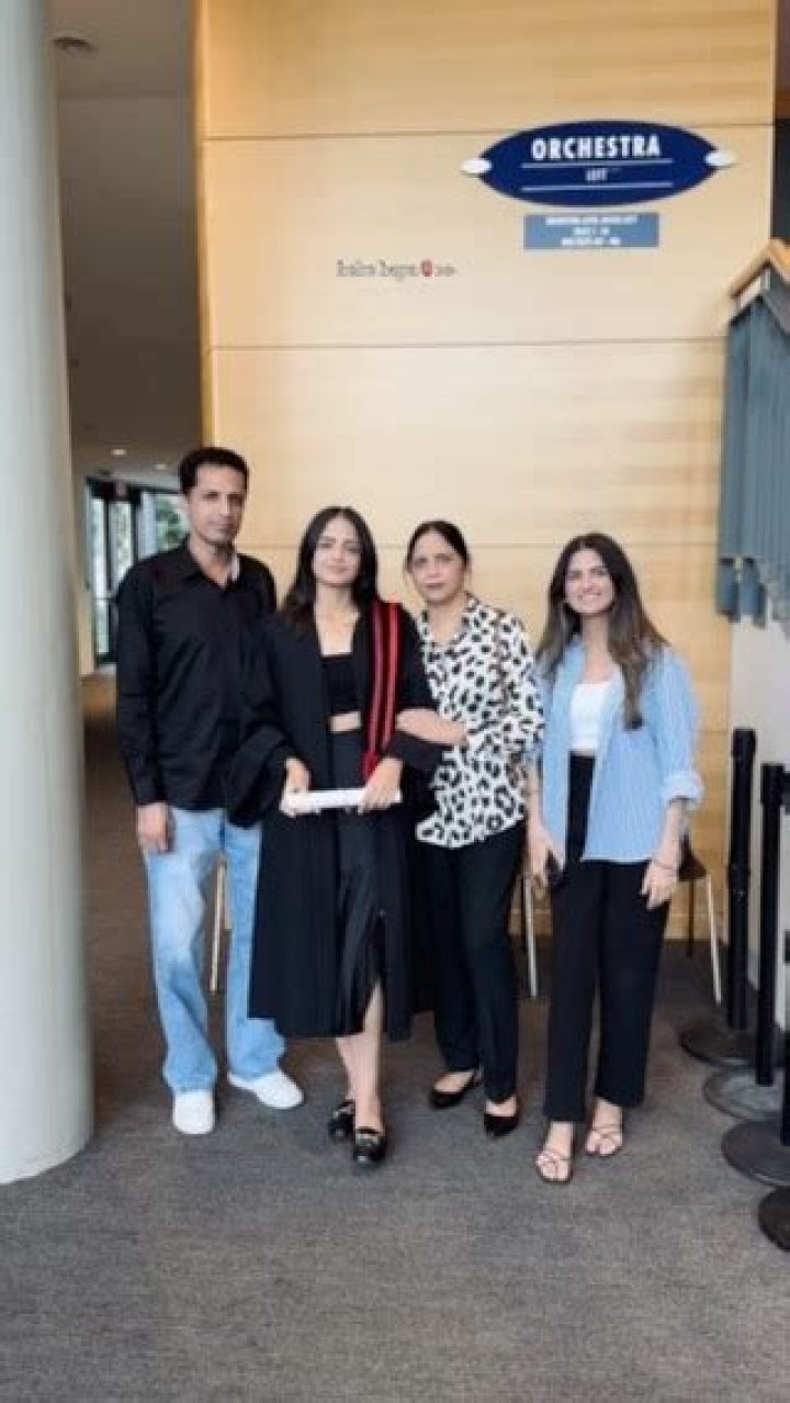 Khushi Warraich Height, Weight, Net Worth, Age, Birthday, Wikipedia, Who, Instagram, Biography