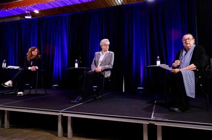 
Oklahoma Democrat Spikes in Gubernatorial Polls, Suggesting Unexpectedly Close Race Against GOP Incumbent 