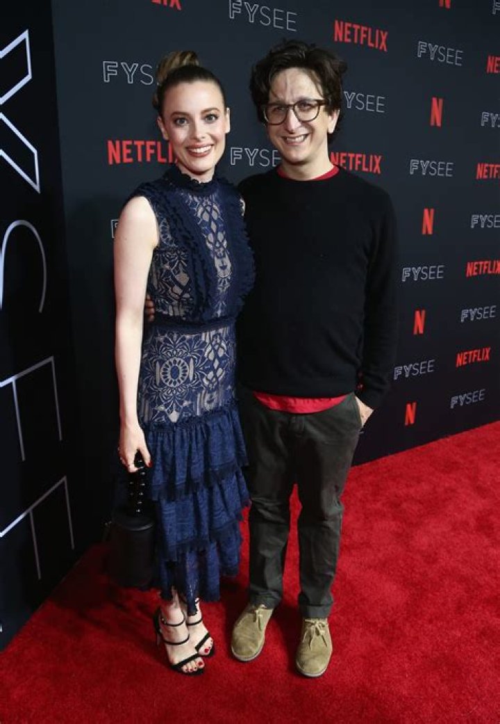 Paul Rust Height, Weight, Net Worth, Age, Birthday, Wikipedia, Who, Instagram, Biography