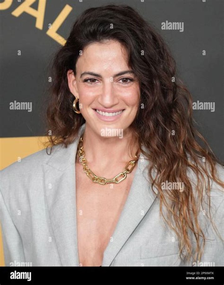 Rona-Lee Shimon Height, Weight, Net Worth, Age, Birthday, Wikipedia, Who, Instagram, Biography