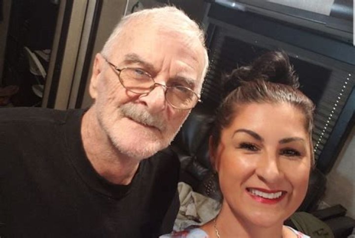 
What Happened To Former Soldier Randy Weaver? Death News And Family Whereabouts Today 