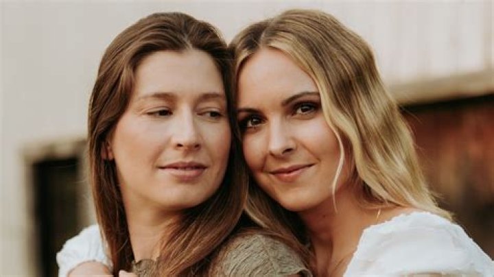 
Who Are Emerance Maschmeyer Parents? Details To Know About Her Family 