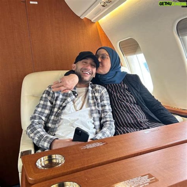 Who are Hakim Ziyechs Parents? Hakim Ziyech Biography, Parents Name, Nationality and More