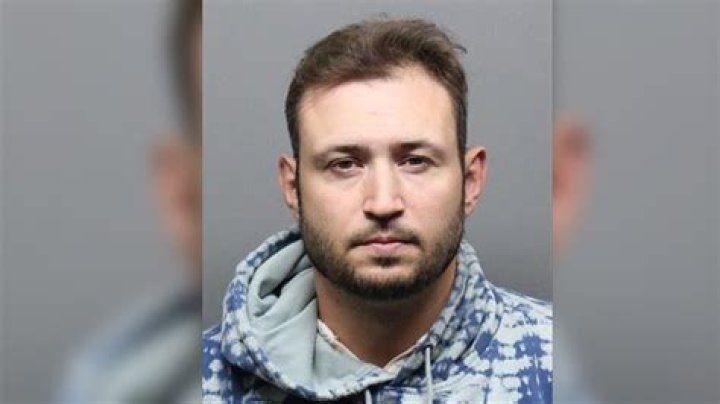 
Who Is Austin Osayande Leeds? Rapist Arrested – Charges Sentence And Victim ISHA DAS JANUARY 28, 2022 