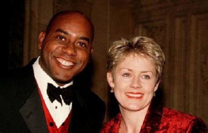 
Who Is Claire Fellows, Ainsley Harriott’s Wife? 