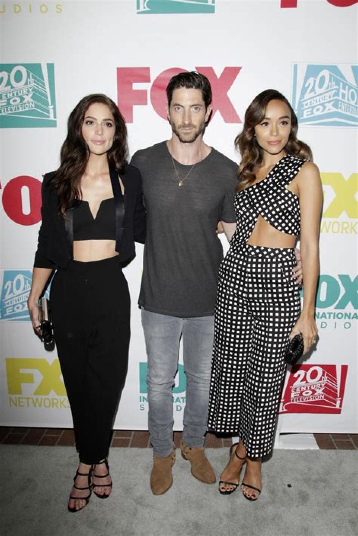 Who Is Iddo Goldberg Wife Ashley Madekwe? Everything To Know About The Actor