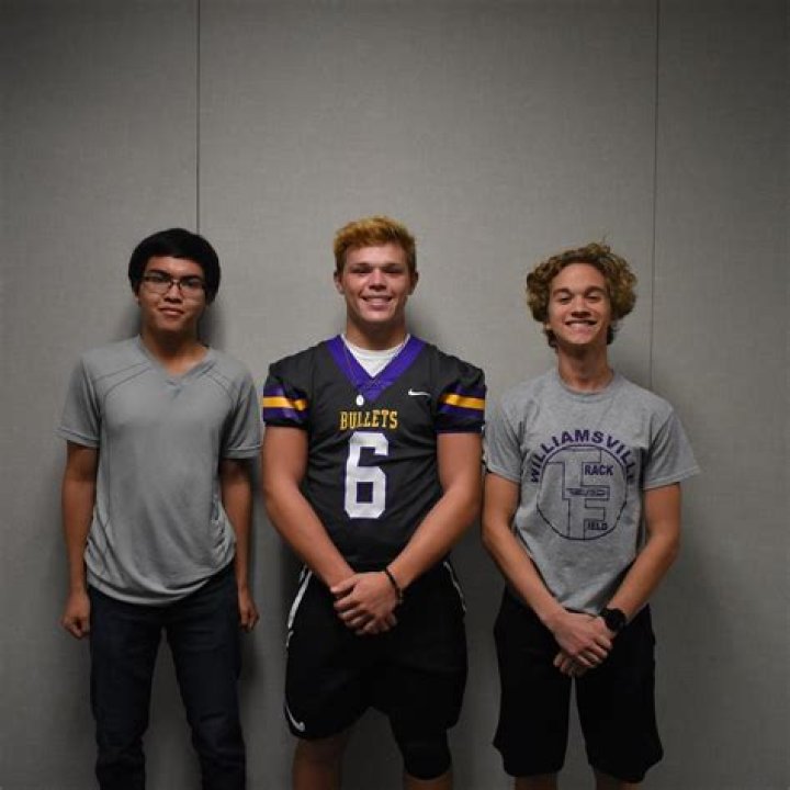 
Williamsville High School Student Lauren Taggart Passed Away in A Car Crash Along With Another Friend 